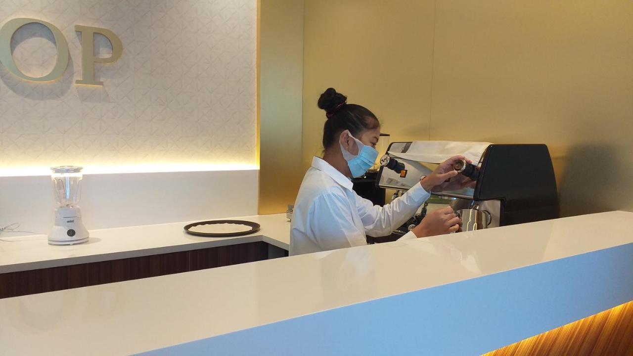 Al Hayat Hotel Sharjah Ngoại thất bức ảnh