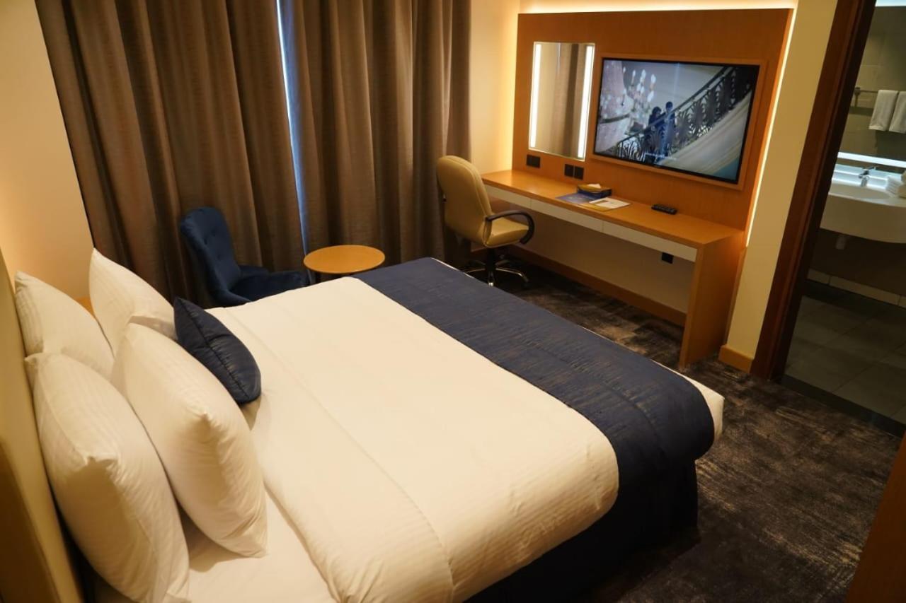 Al Hayat Hotel Sharjah Ngoại thất bức ảnh