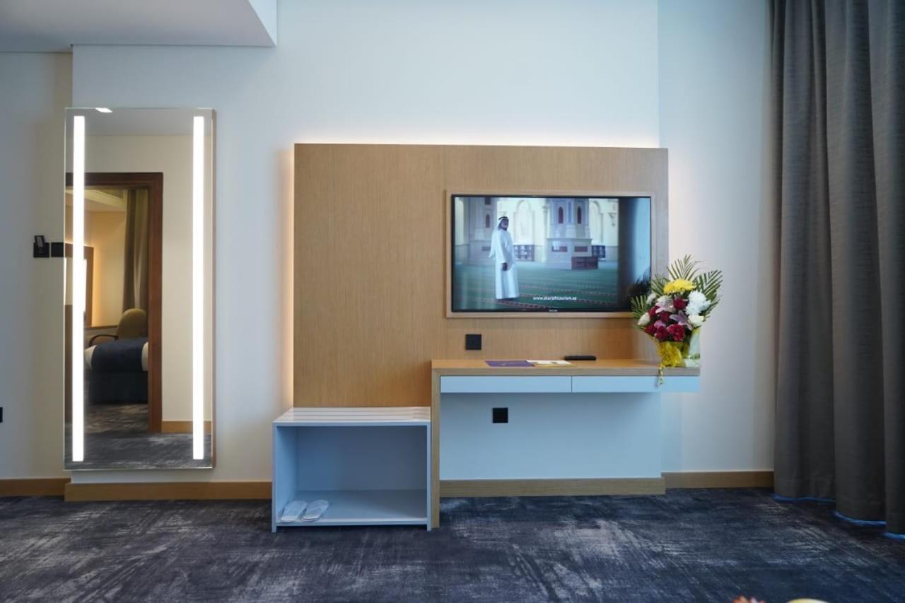 Al Hayat Hotel Sharjah Ngoại thất bức ảnh